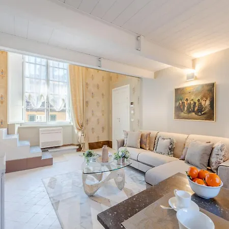 Apartment Apartment By Square Piazza San Michele *