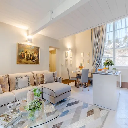 Apartment Apartment By Square Piazza San Michele Lucca